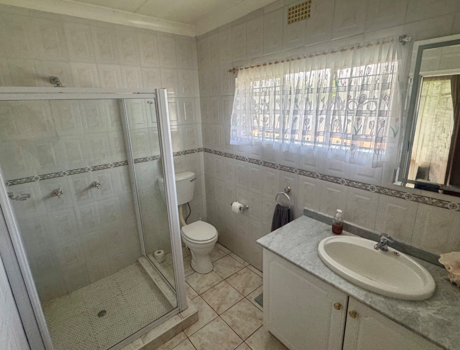 4 Bedroom Property for Sale in Flamwood North West